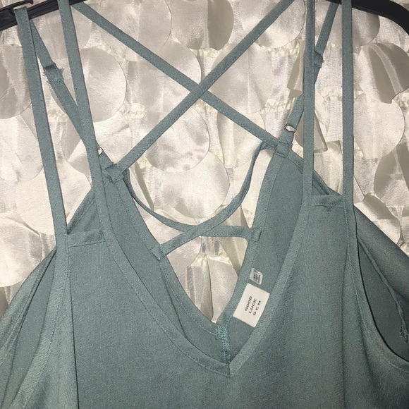 Top - Picture 3 of 4